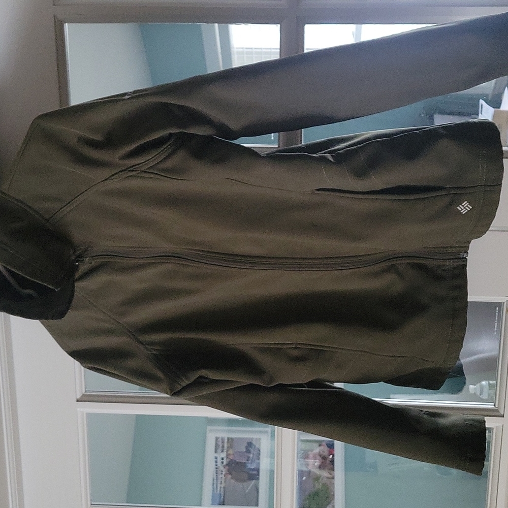 Women's Windblocker Columbia Jacket